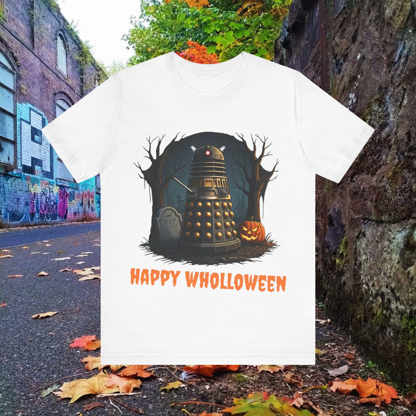 Happy Wholloween Dalek in a graveyard, I know, I know... T-shirt 2