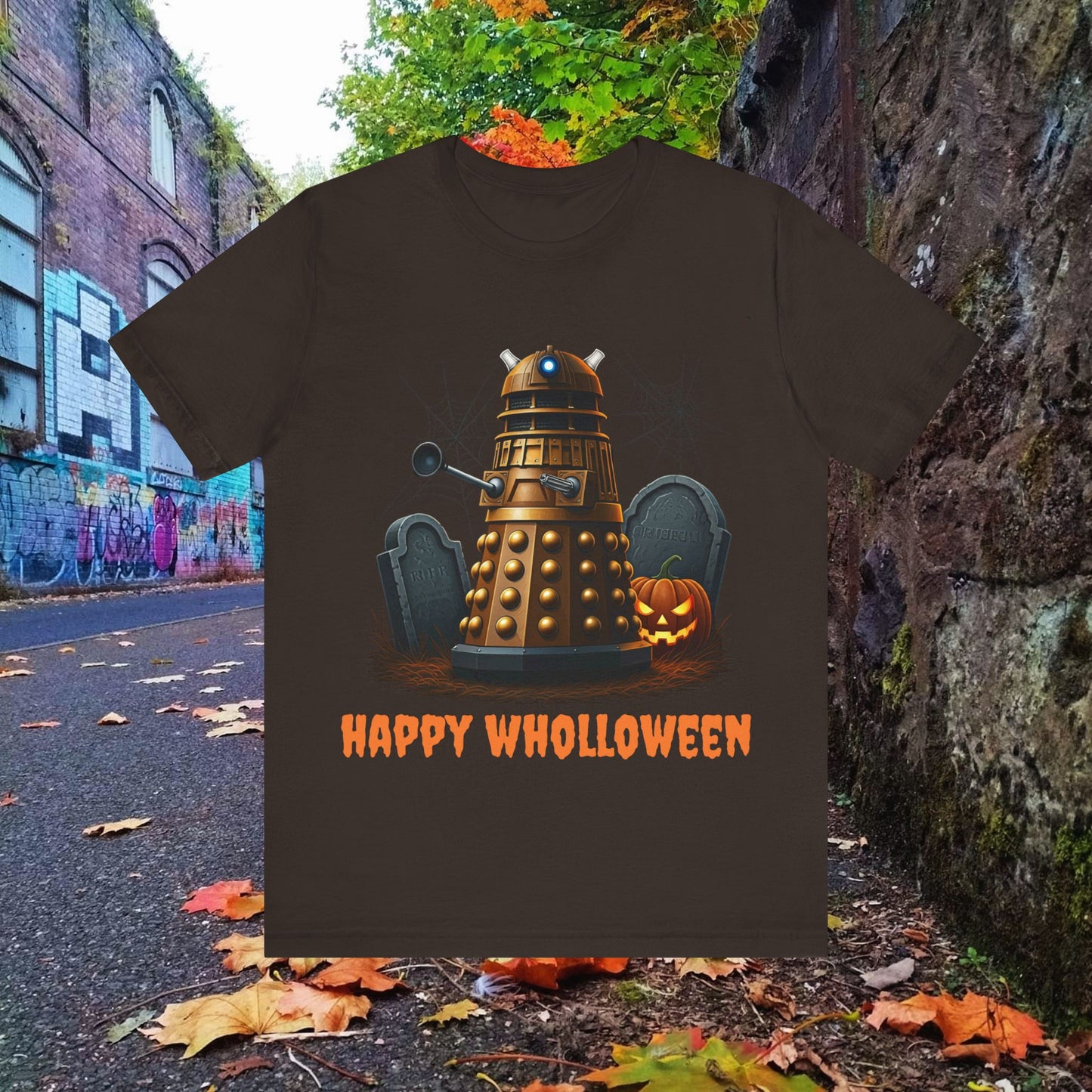 Happy Wholloween Dalek in a graveyard, I know, I know... T-shirt