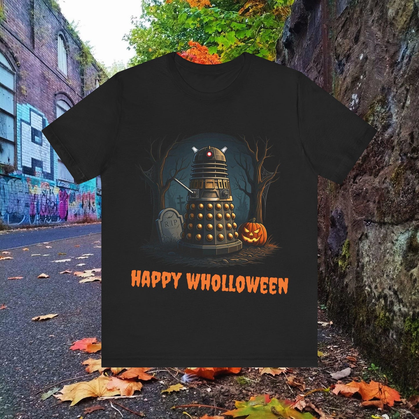 Happy Wholloween Dalek in a graveyard, I know, I know... T-shirt 2