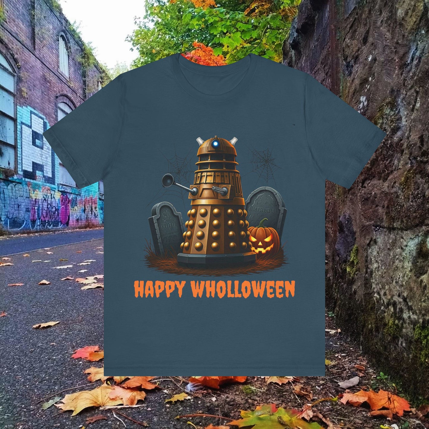 Happy Wholloween Dalek in a graveyard, I know, I know... T-shirt